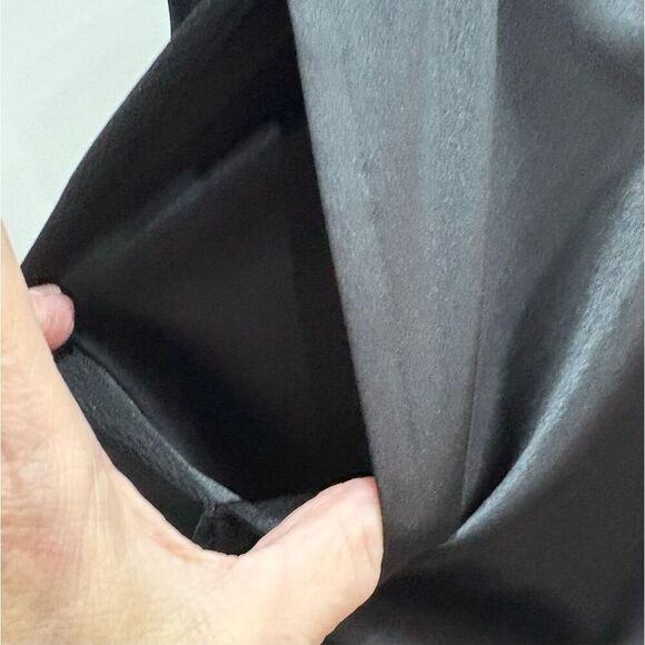 REEBOK - NWT MEN's Sz XL Classic Basketball Satin & Mesh Black Athletic Shorts - Picture 9 of 14